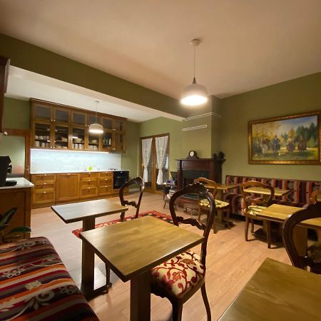Guesthouse Tershana Peshkopi Екстер'єр фото