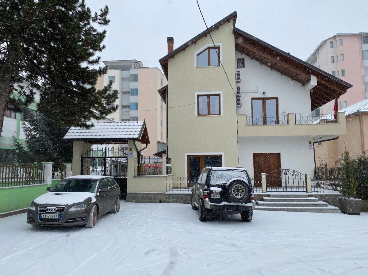 Guesthouse Tershana Peshkopi Екстер'єр фото