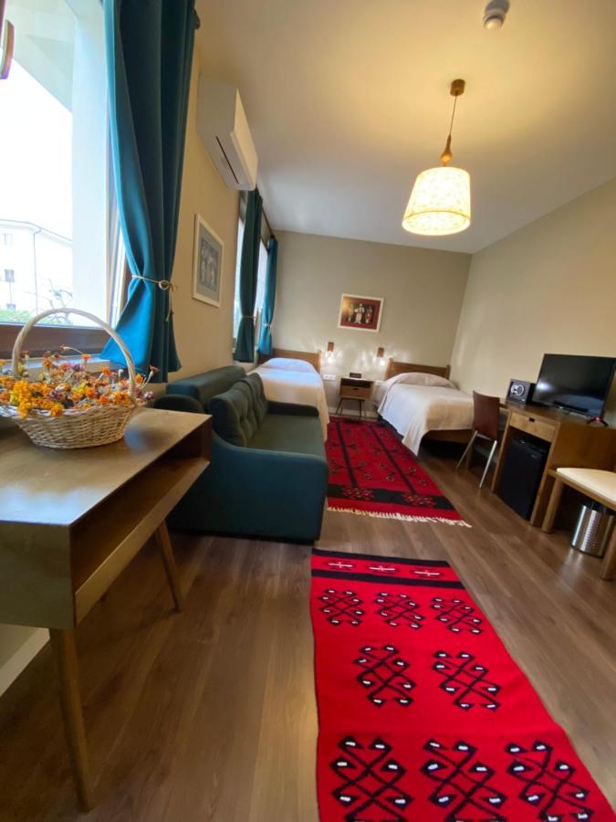 Guesthouse Tershana Peshkopi Екстер'єр фото