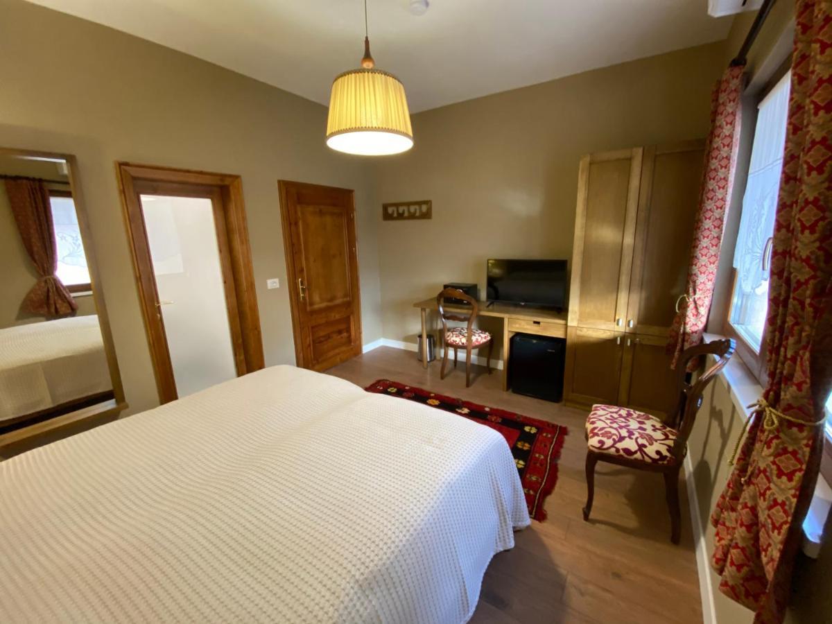 Guesthouse Tershana Peshkopi Екстер'єр фото