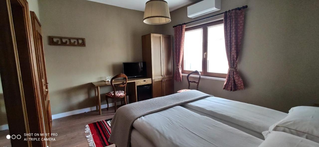 Guesthouse Tershana Peshkopi Екстер'єр фото