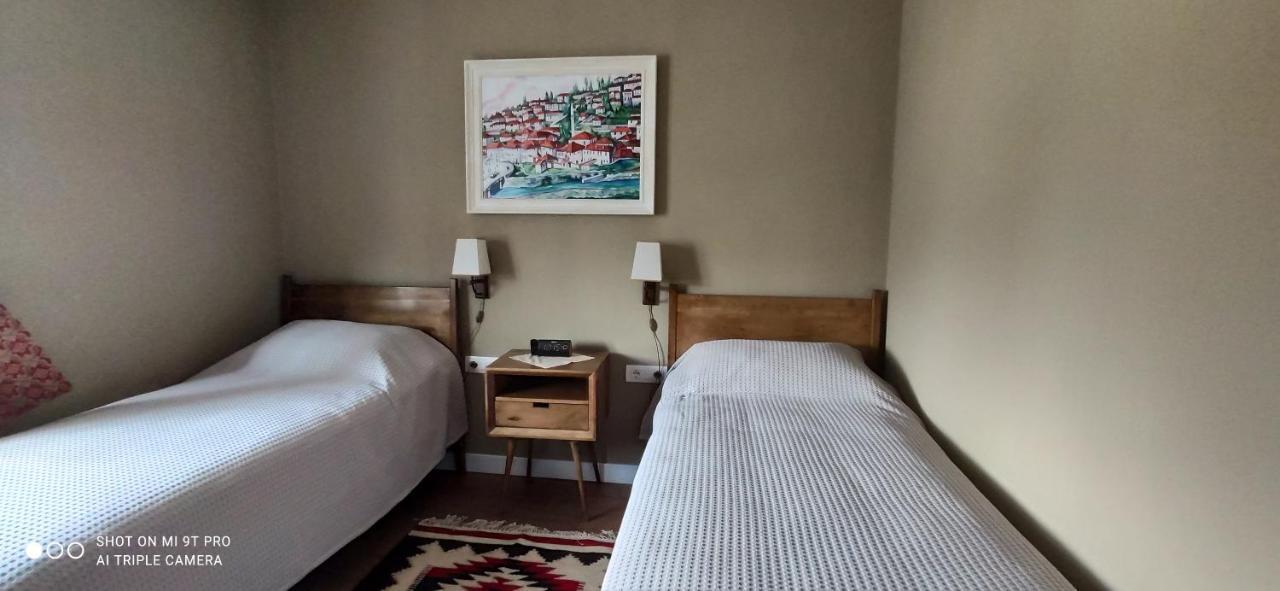 Guesthouse Tershana Peshkopi Екстер'єр фото