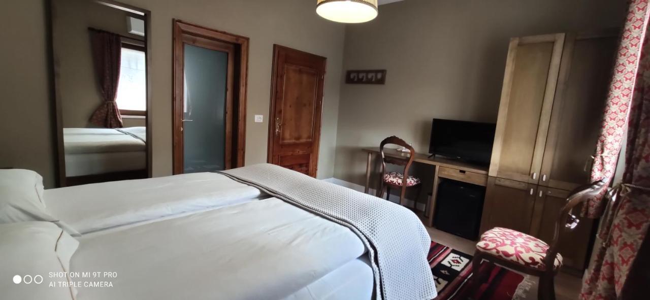 Guesthouse Tershana Peshkopi Екстер'єр фото