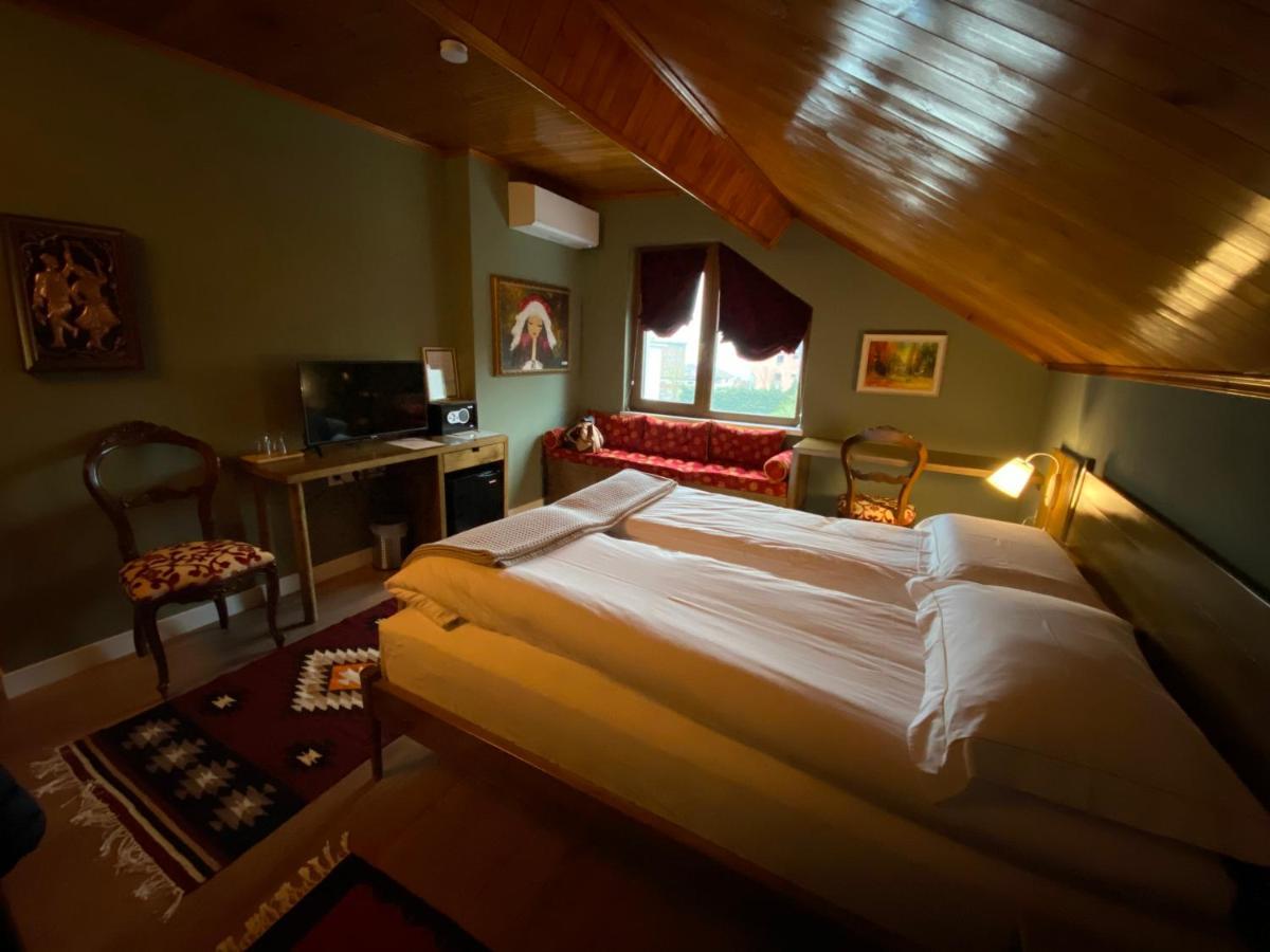 Guesthouse Tershana Peshkopi Екстер'єр фото